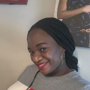 Meet your Posher, Folashade